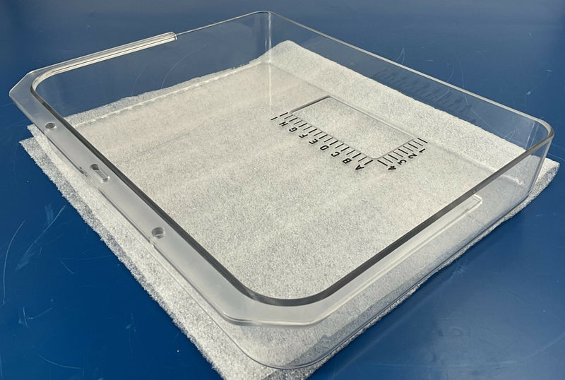 BIOPSY PLASTIC PLATE LABE (2379076-2) GE