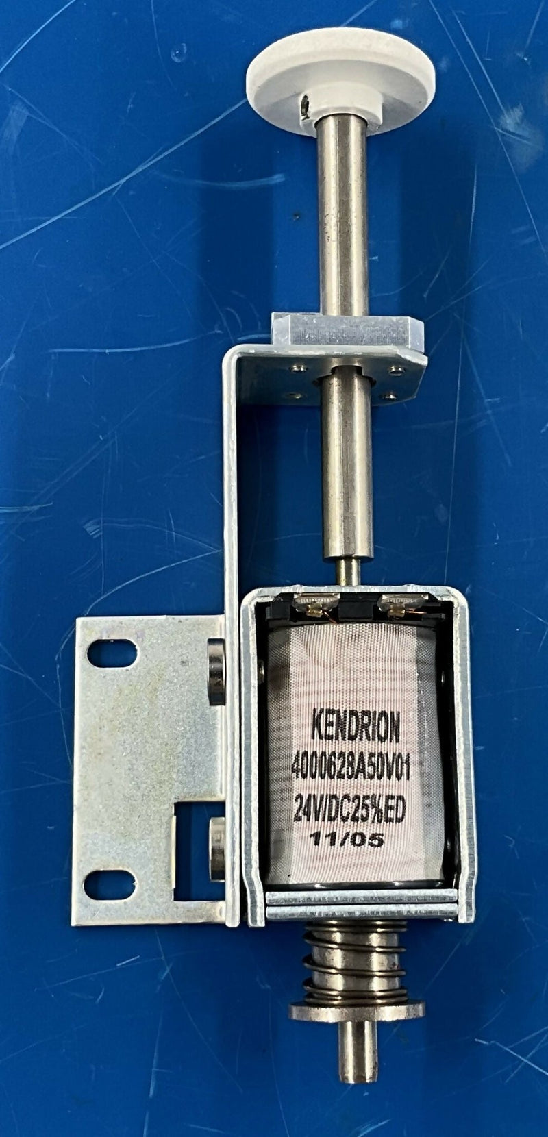 XjF7GXlLH0